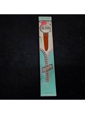 Vintage Conmar 12-Inch No Snag Zipper Gold Brown Color Nylon Material Sewing Sup